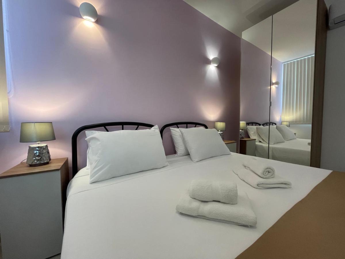 Bed and Breakfast Alina Boutique Living Виктория Экстерьер фото