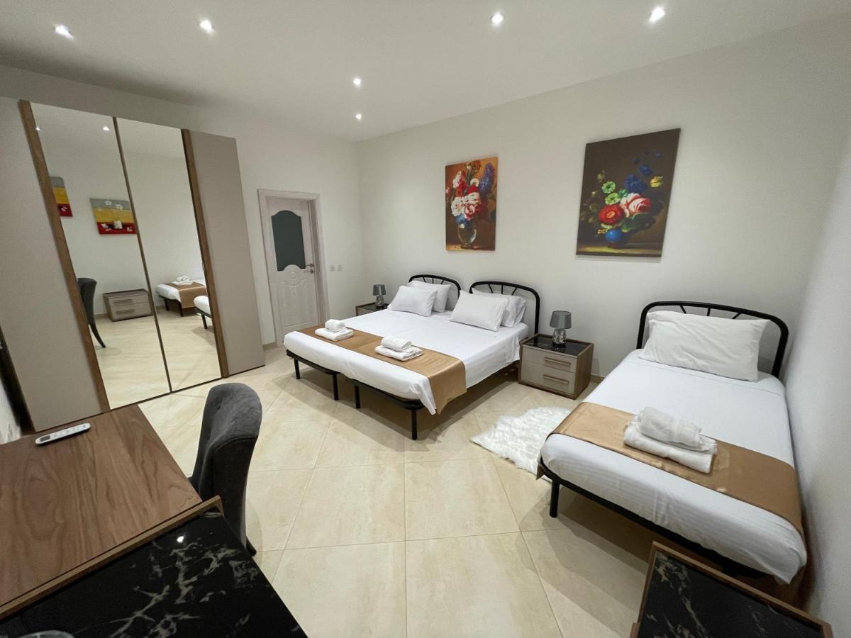Bed and Breakfast Alina Boutique Living Виктория Экстерьер фото